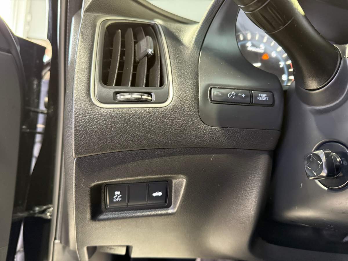 2022 INFINITI Q50 LUXE - Photo 18