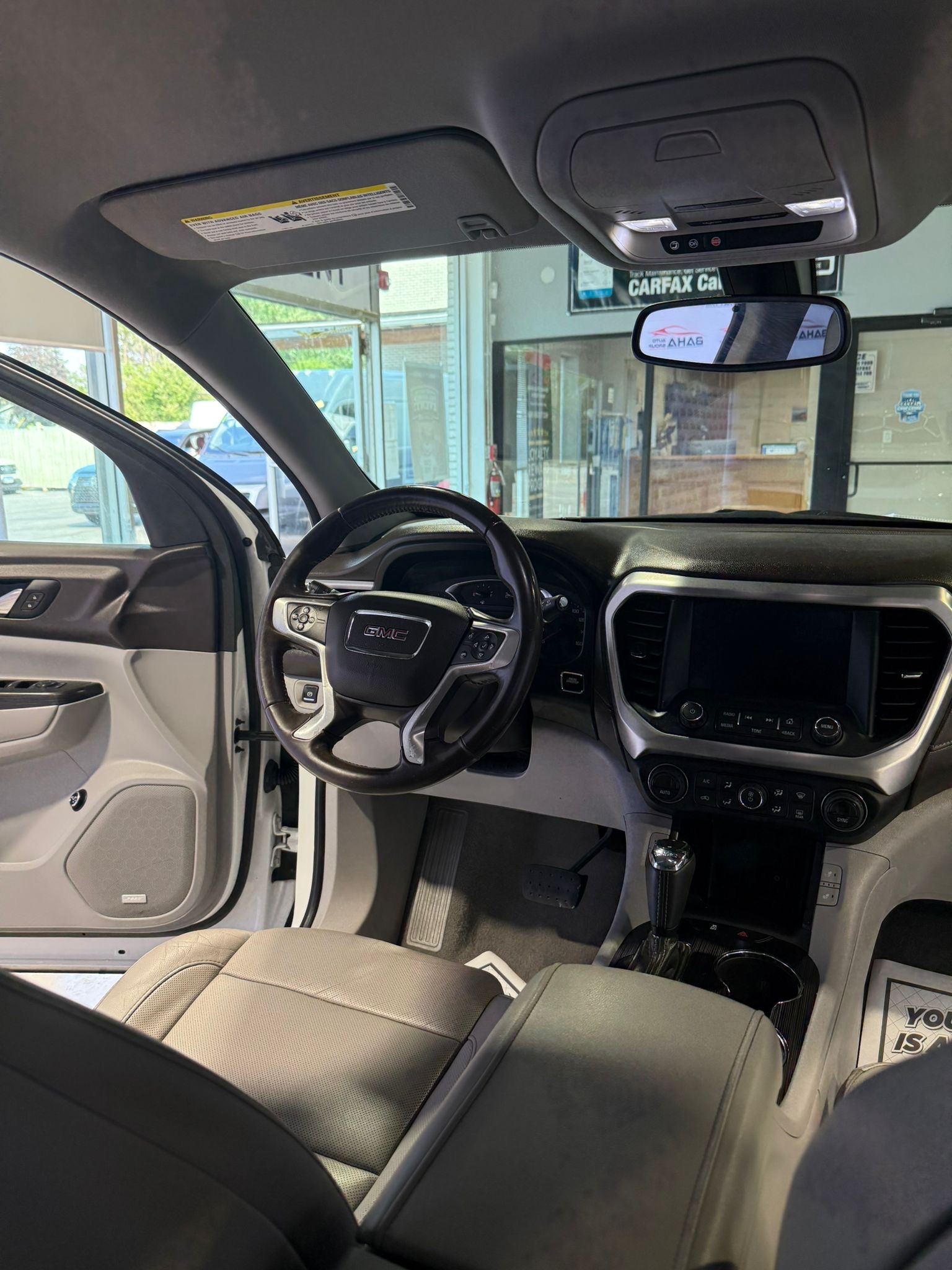 2017 GMC Acadia SLT-1 - Photo 27