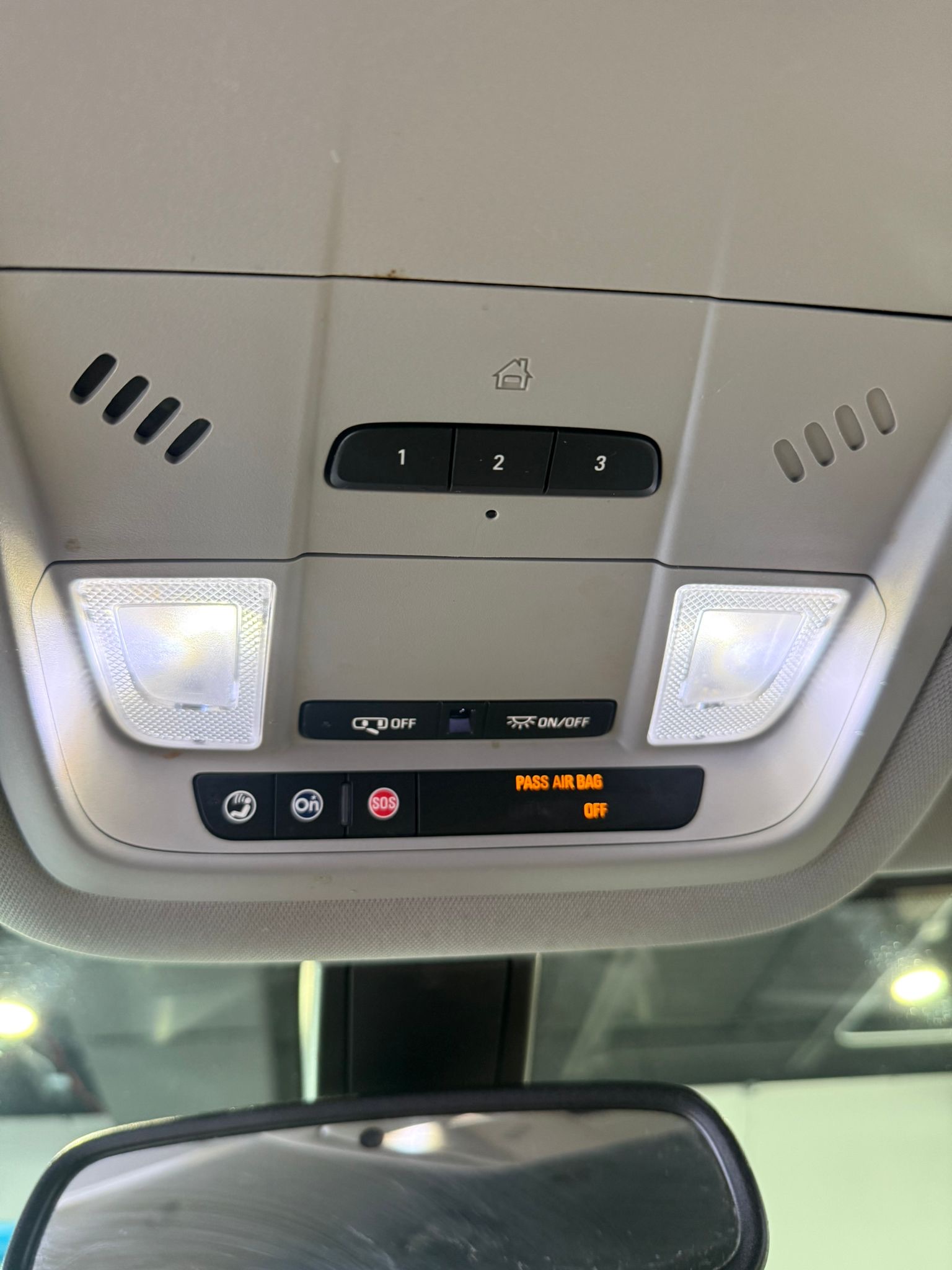 2017 GMC Acadia SLT-1 - Photo 40