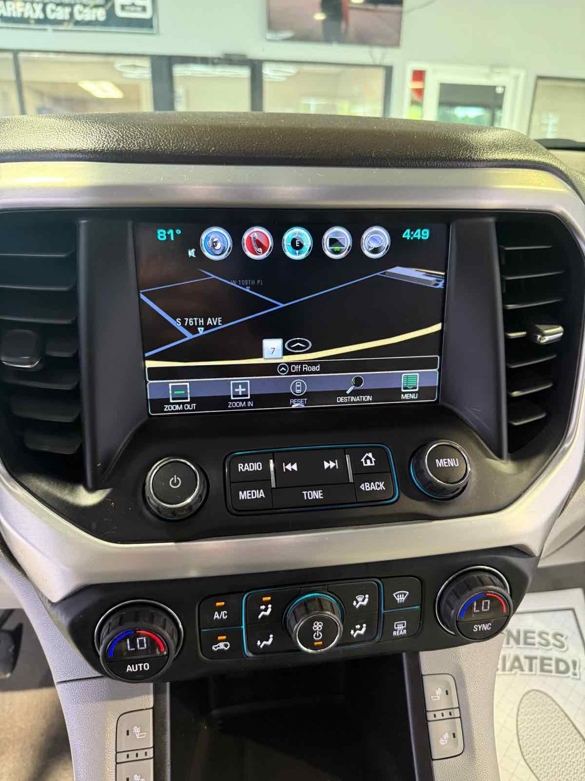 2017 GMC Acadia SLT-1 - Photo 41