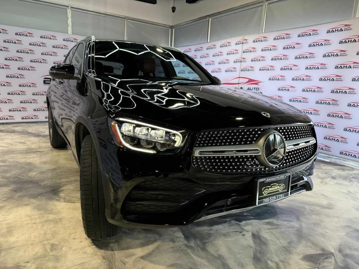 2022 Mercedes Benz GLC 300 4MATIC photo 4