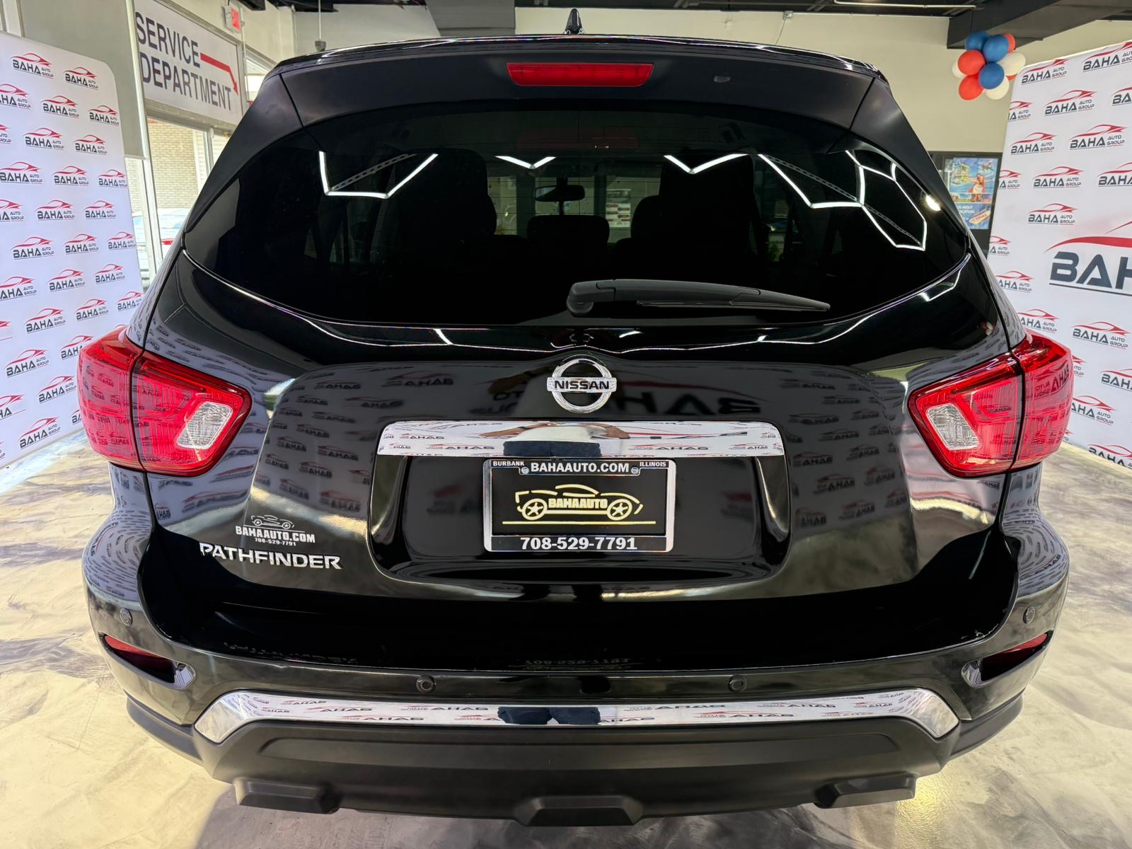 2019 Nissan Pathfinder SV photo 4