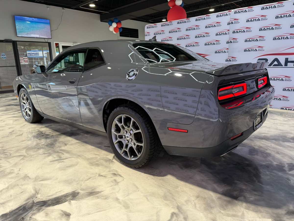 2017 Dodge Challenger GT photo 3