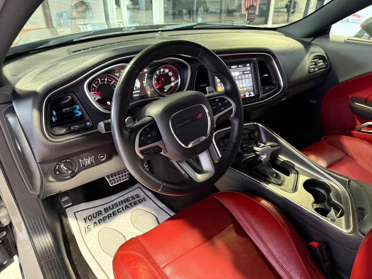 2017 Dodge Challenger GT photo 20
