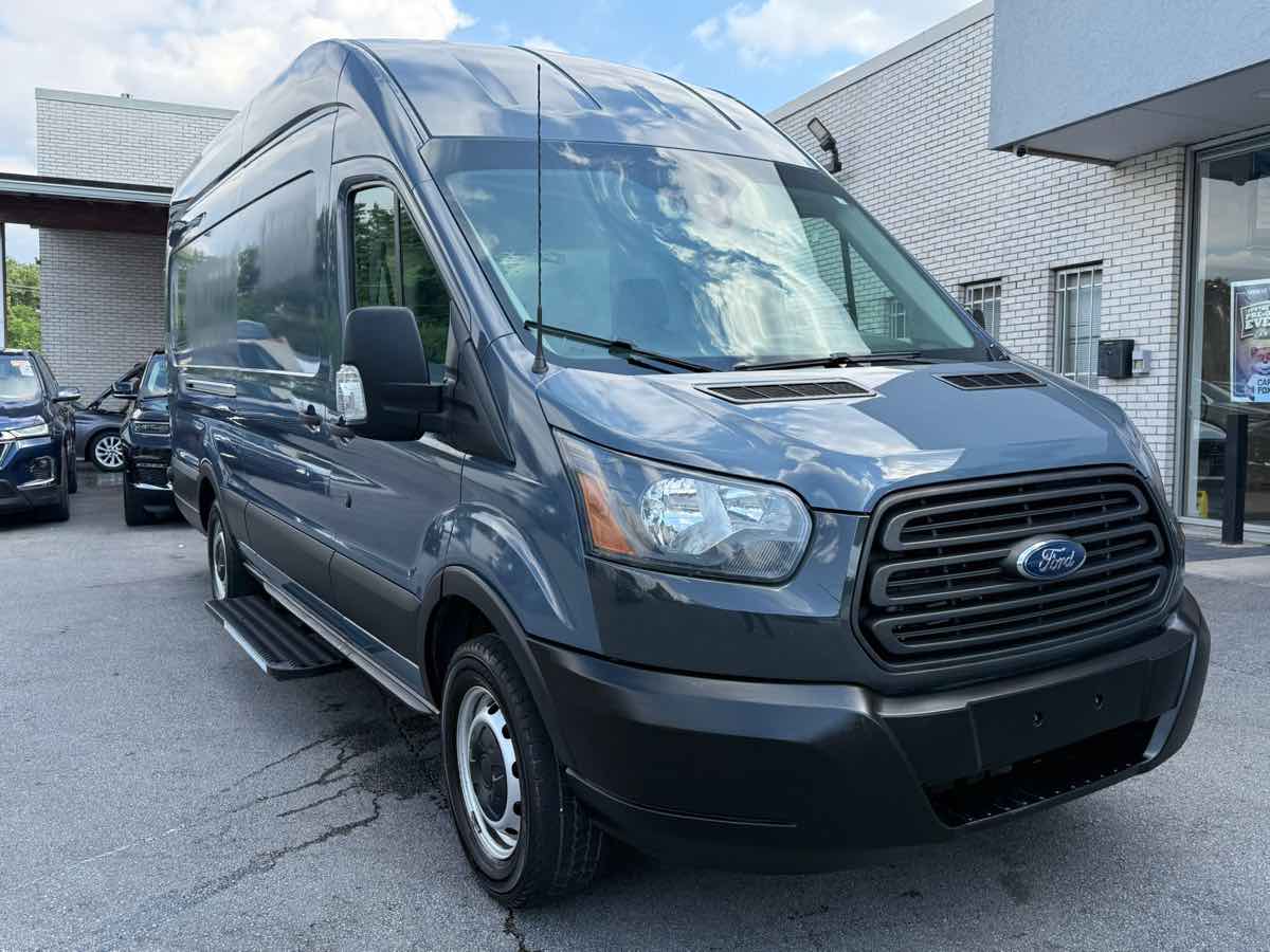 2019 Ford Transit Van photo 4