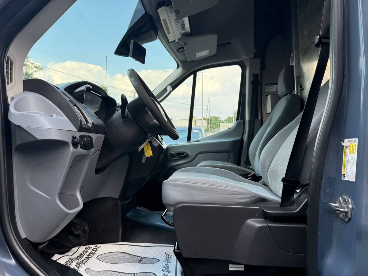 2019 Ford Transit Van photo 16
