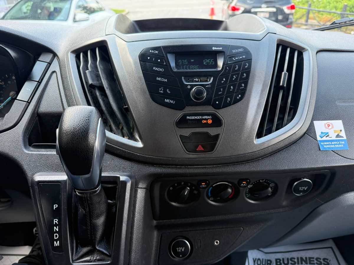2019 Ford Transit Van photo 27