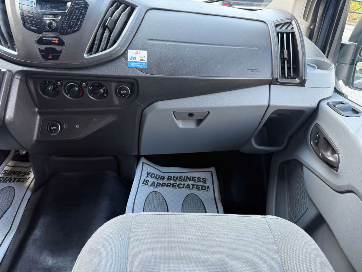 2019 Ford Transit Van photo 28