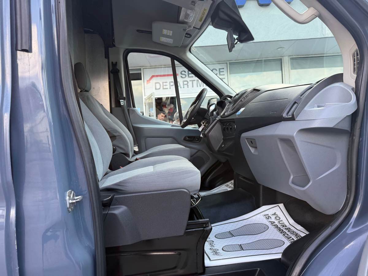 2019 Ford Transit Van photo 29