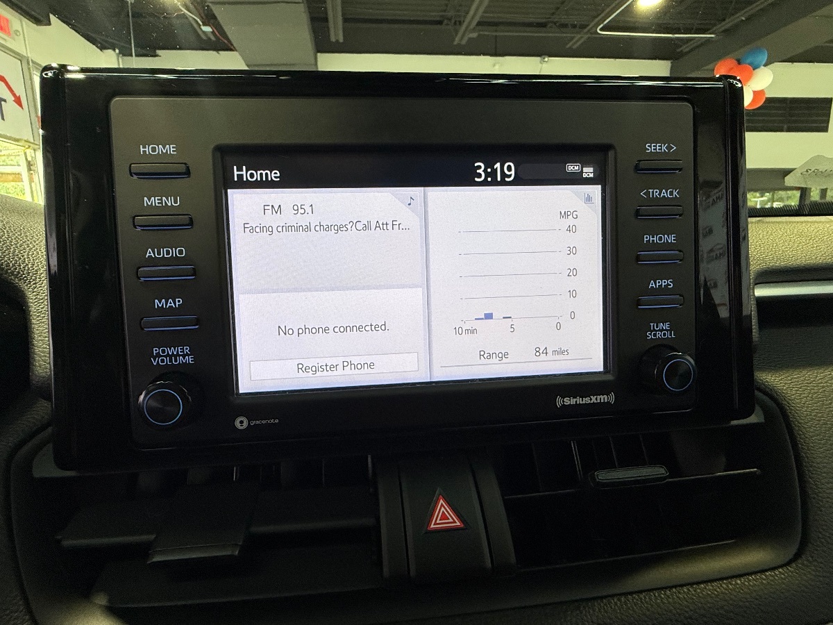 2022 Toyota RAV4 XLE photo 22