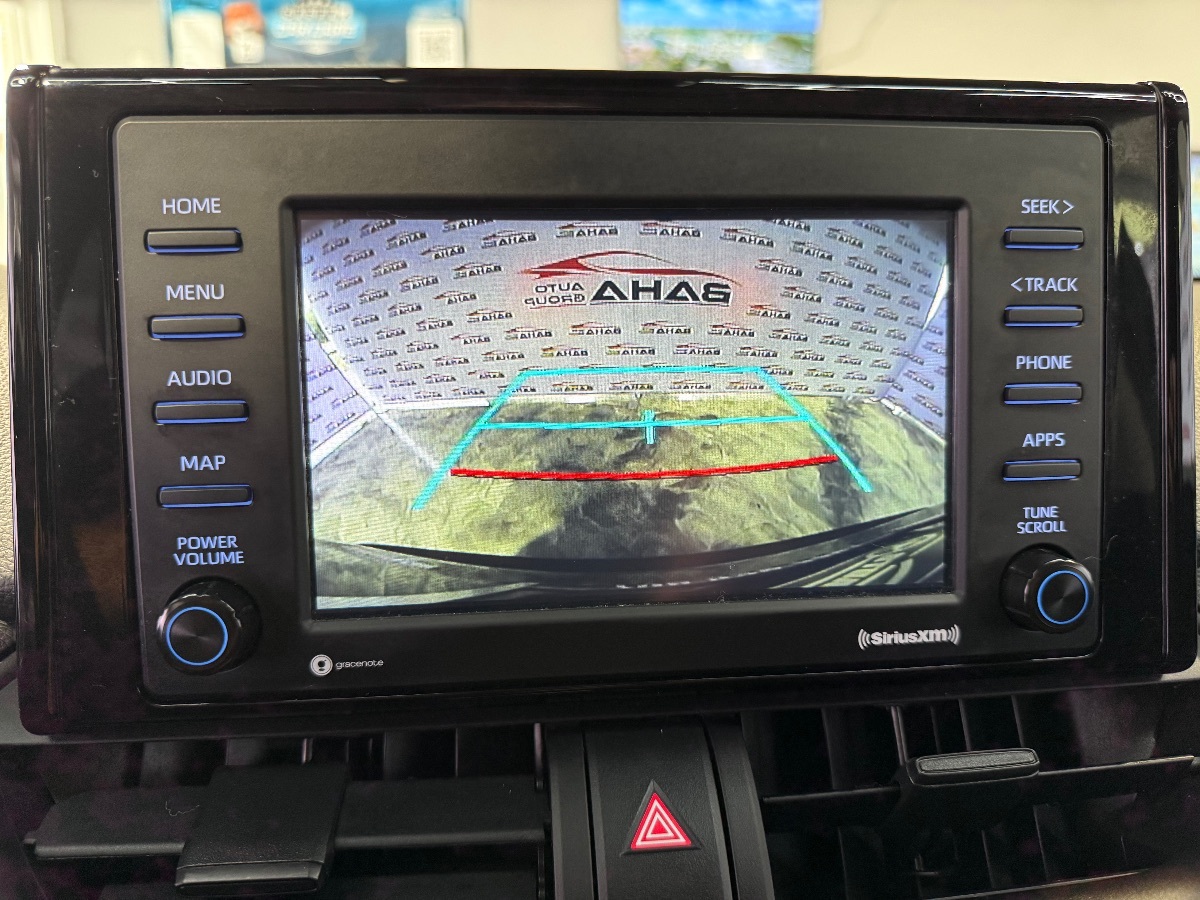 2022 Toyota RAV4 XLE photo 23