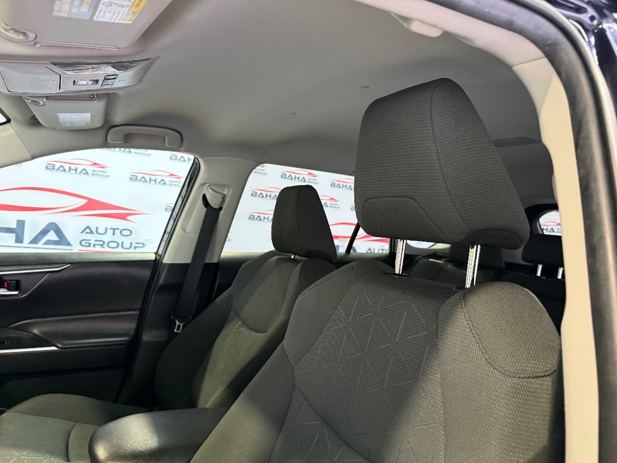 2022 Toyota RAV4 XLE photo 30