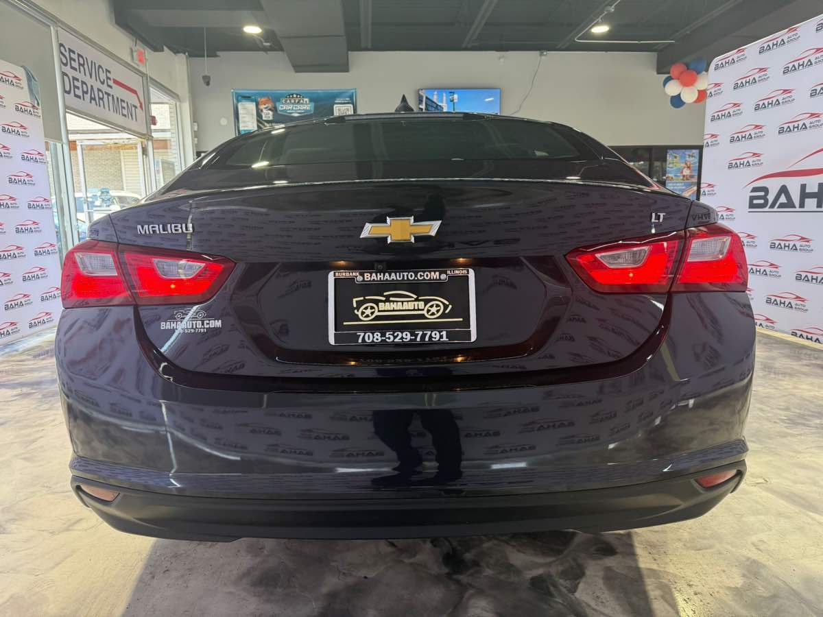 2023 Chevrolet Malibu 1LT photo 4