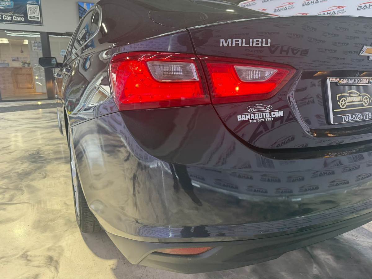 2023 Chevrolet Malibu 1LT photo 5