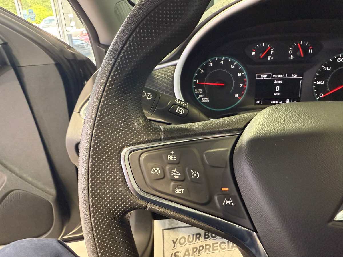 2023 Chevrolet Malibu 1LT photo 16