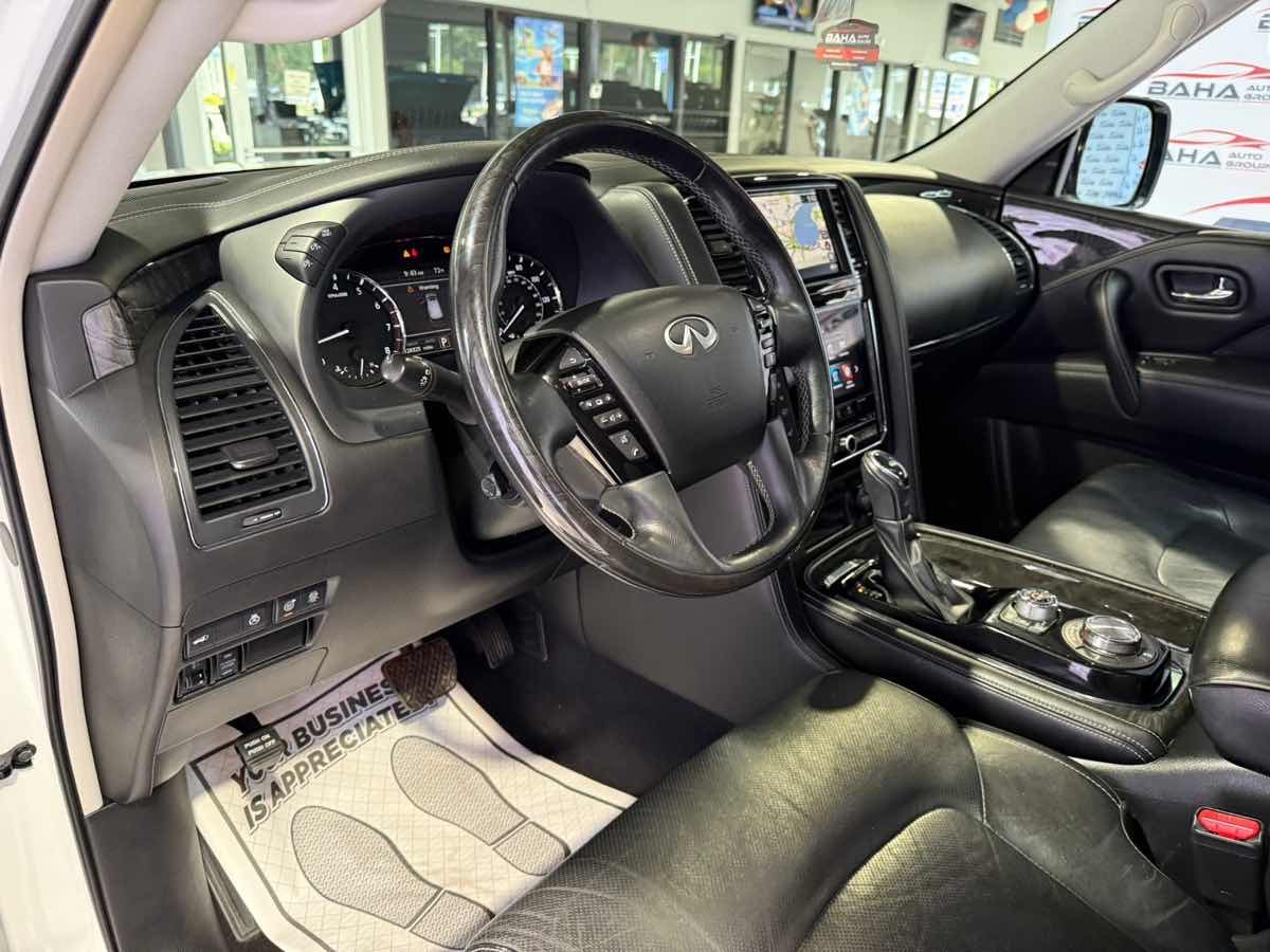 2021 Infiniti QX80 Luxe photo 14