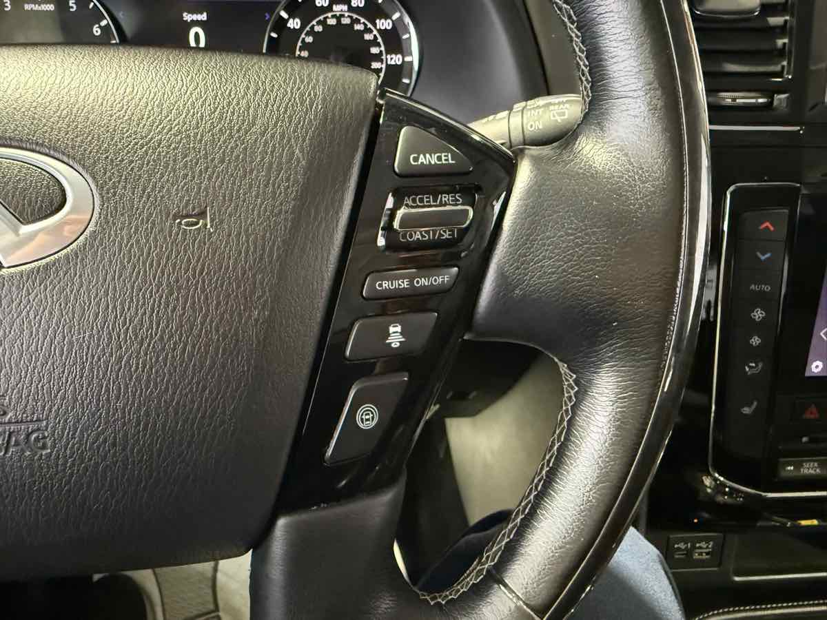 2021 Infiniti QX80 Luxe photo 19