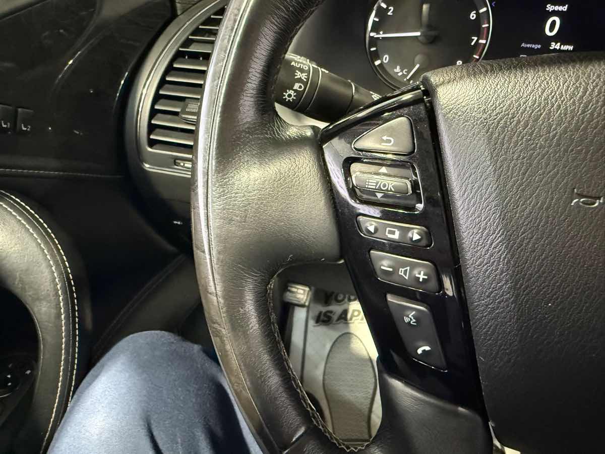 2021 Infiniti QX80 Luxe photo 22