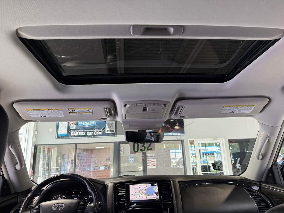 2021 Infiniti QX80 Luxe photo 27