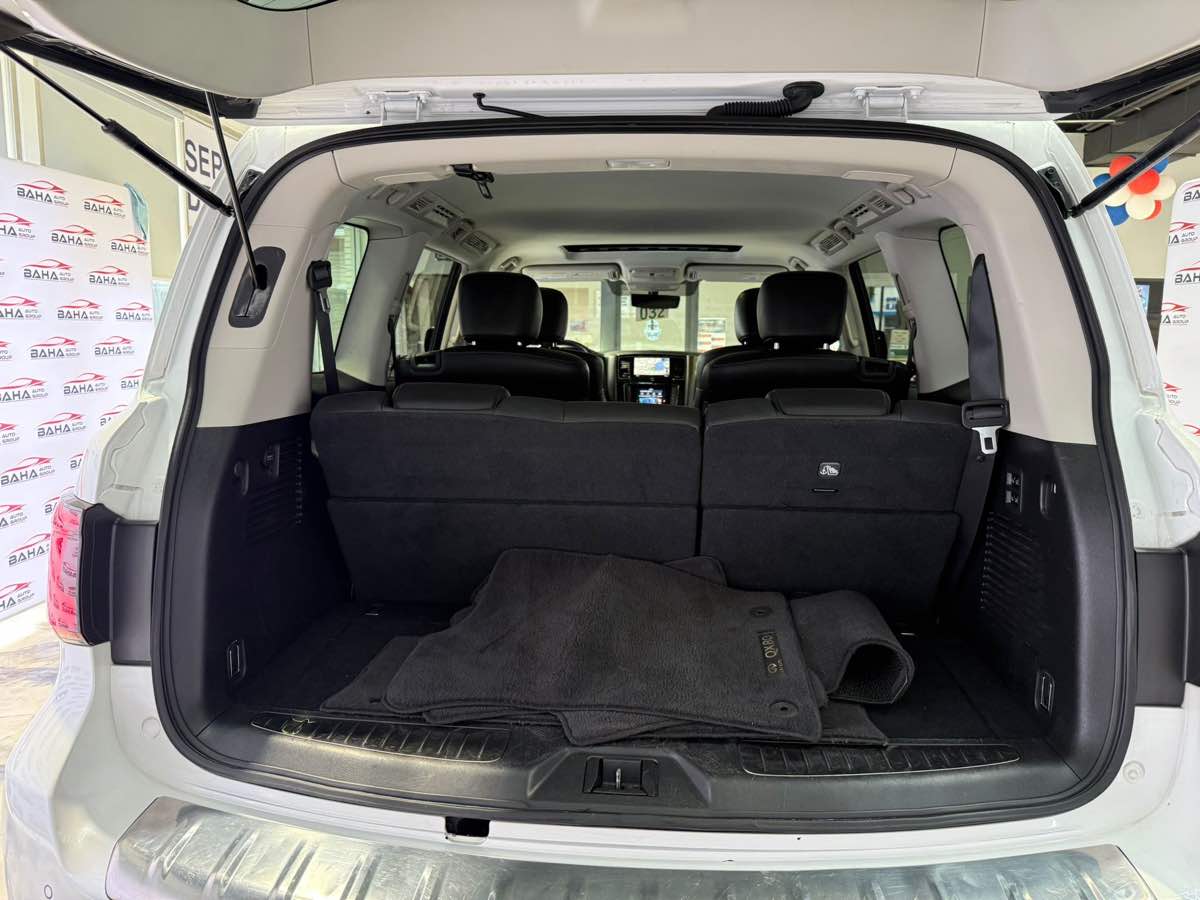 2021 Infiniti QX80 Luxe photo 41