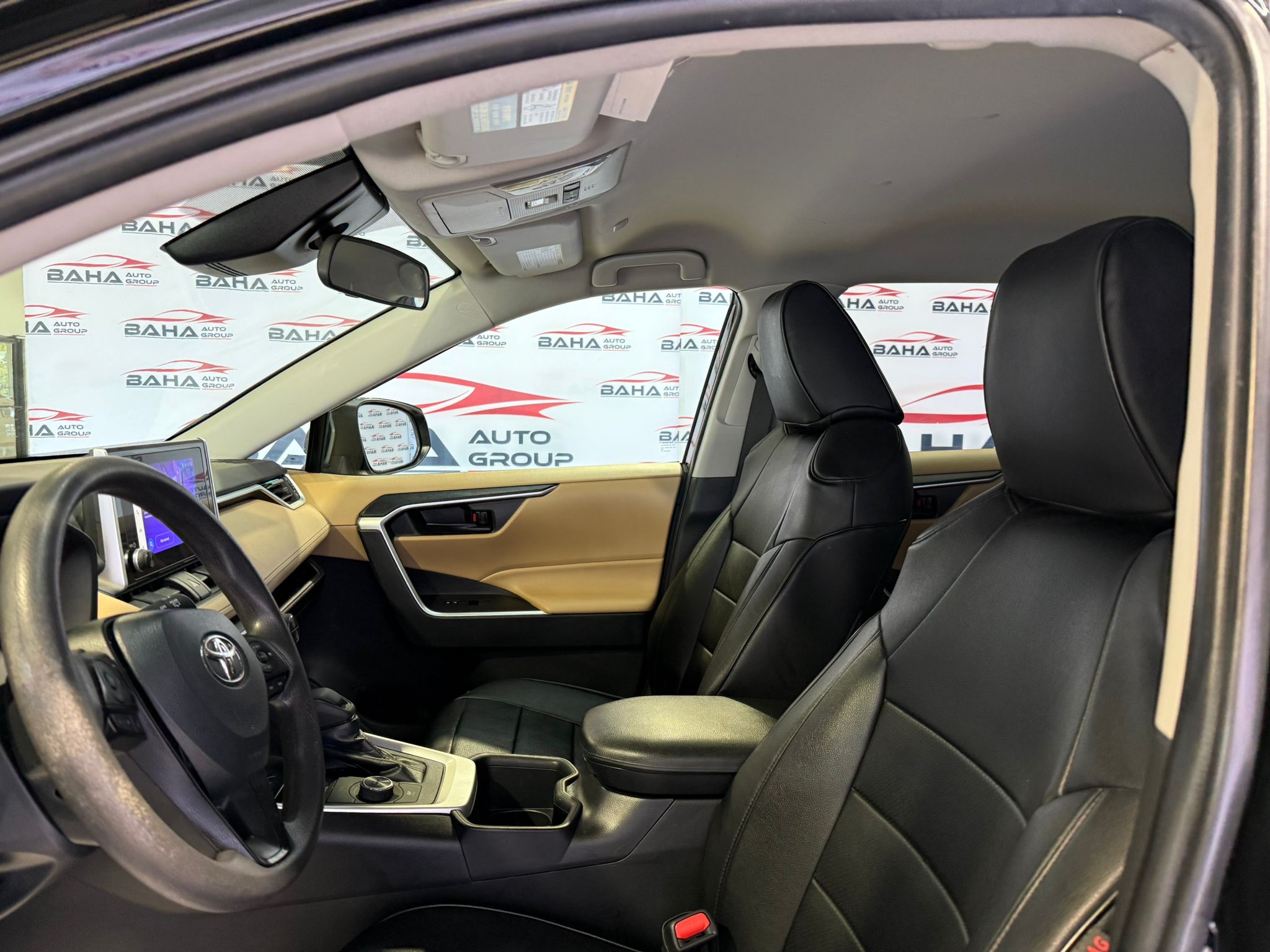 2023 Toyota RAV4 Hybrid LE photo 10