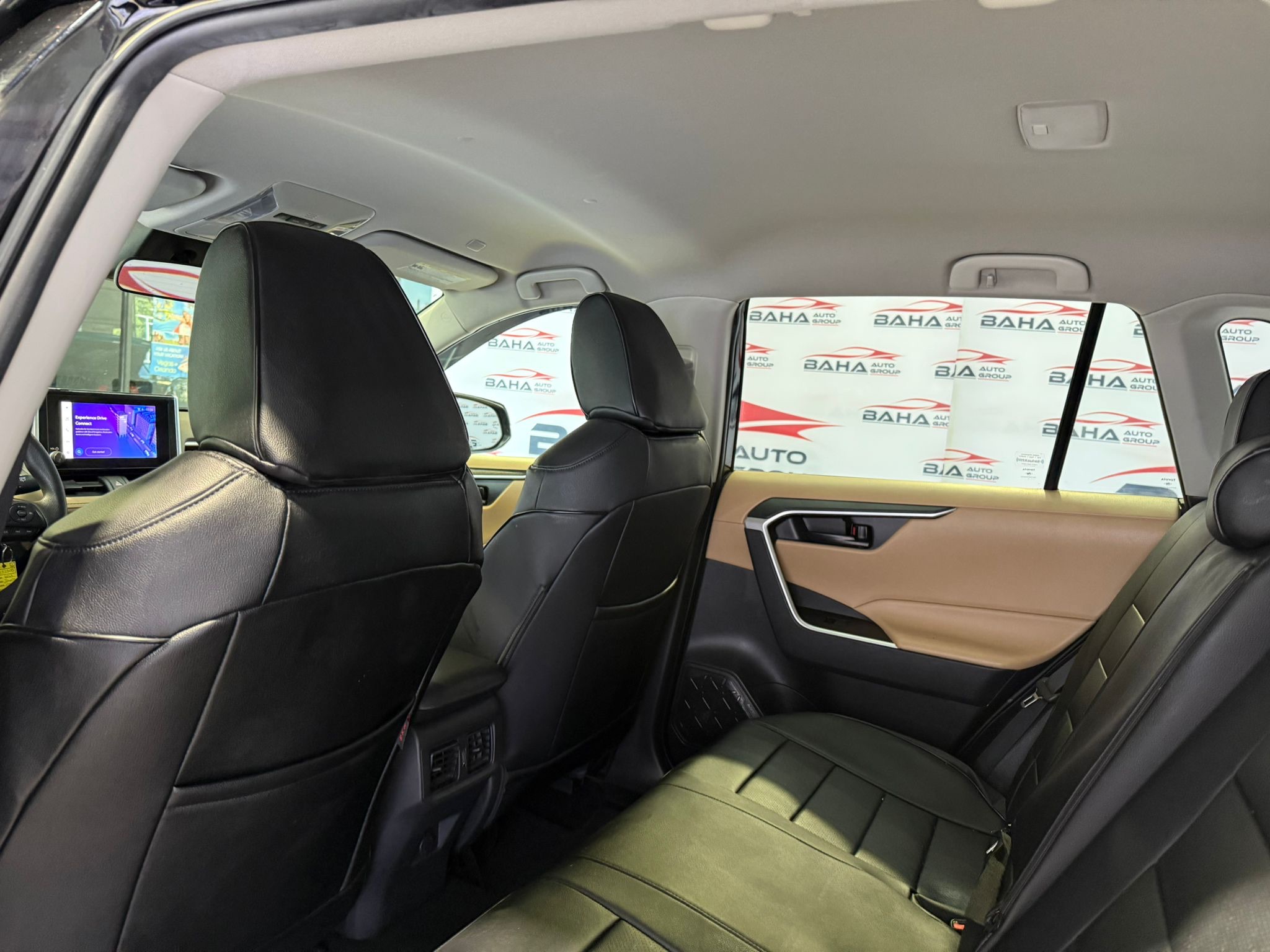 2023 Toyota RAV4 Hybrid LE photo 30