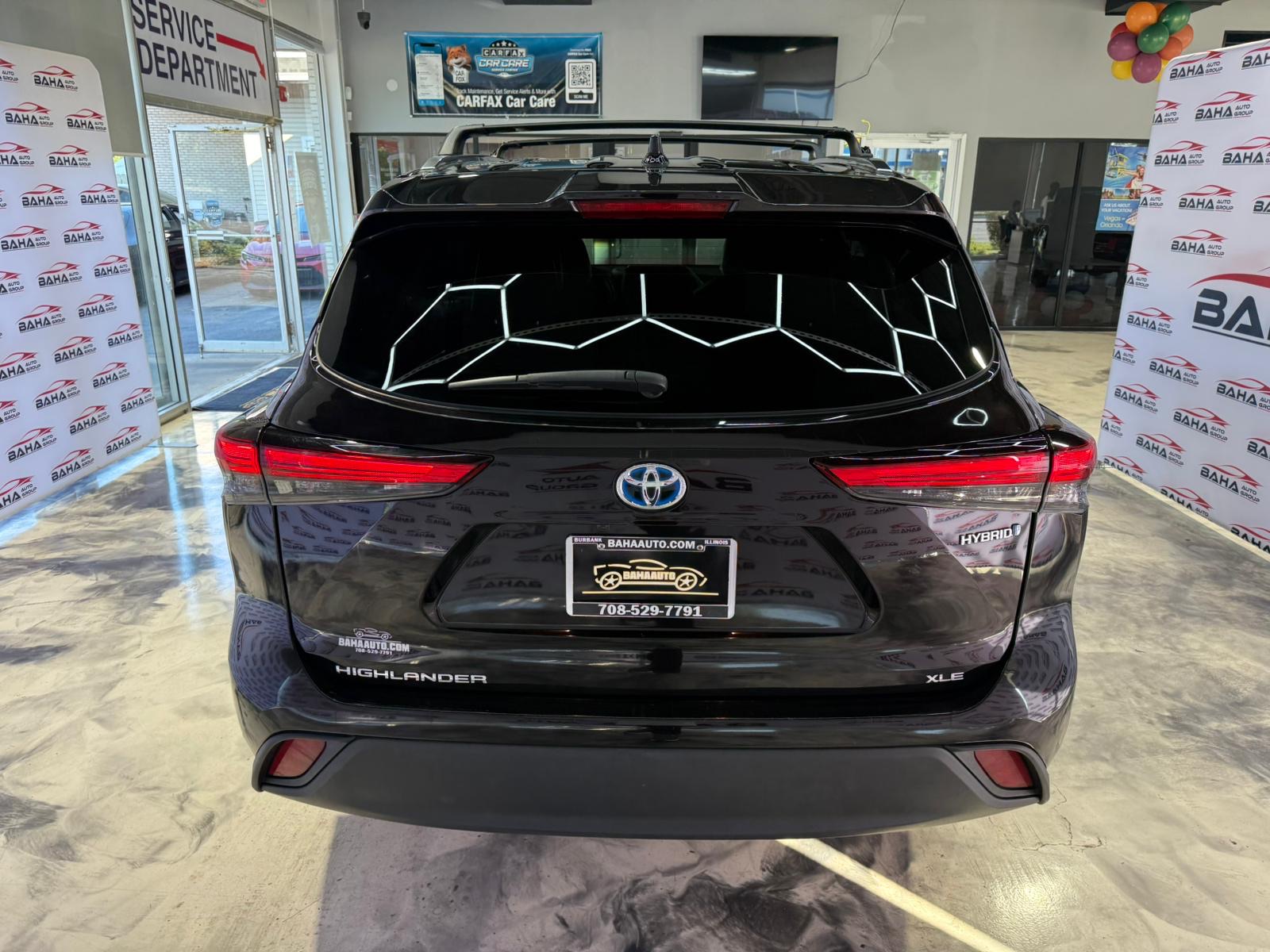 2021 Toyota Highlander Hybrid XLE photo 4