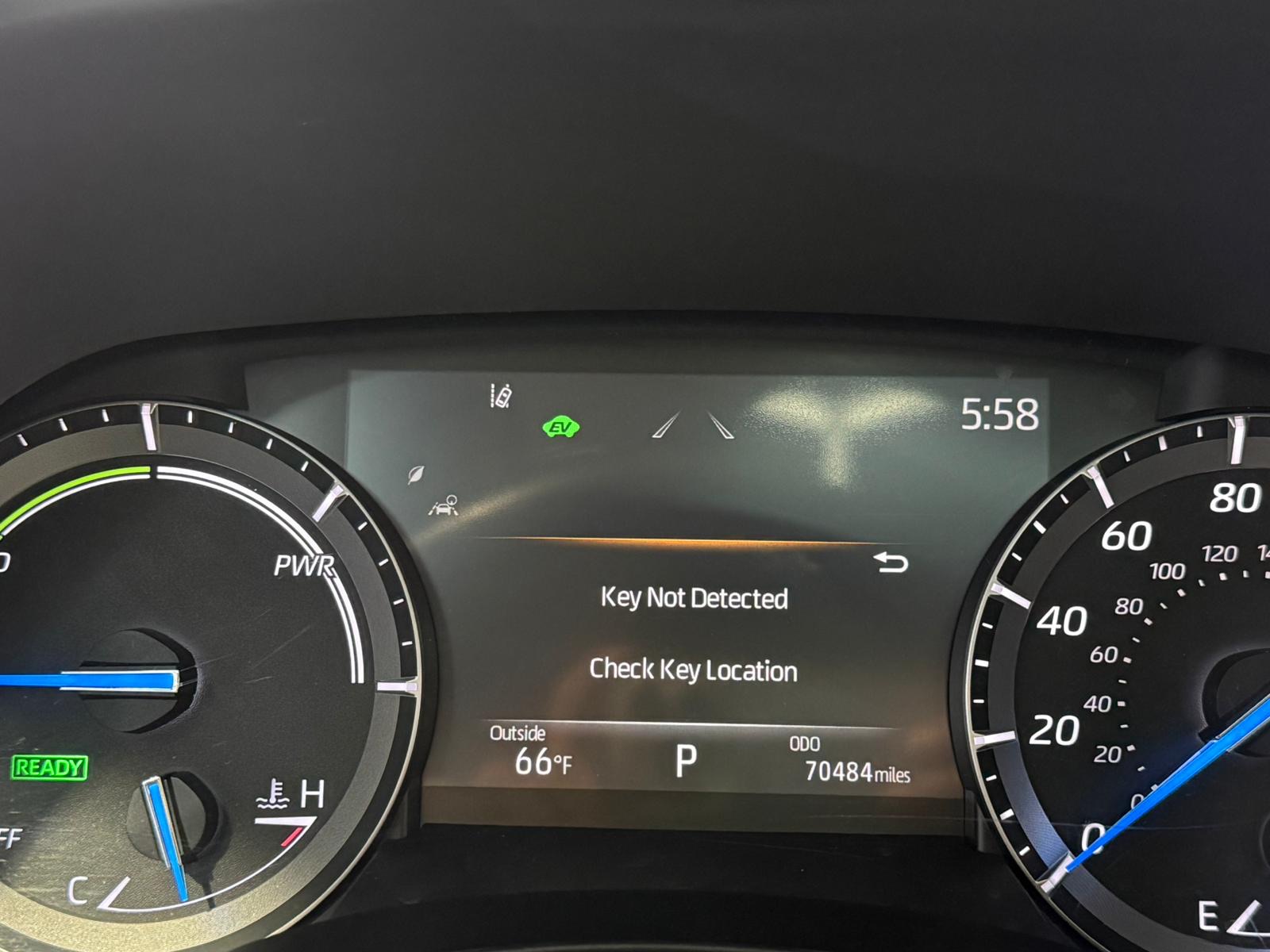 2021 Toyota Highlander Hybrid XLE photo 18