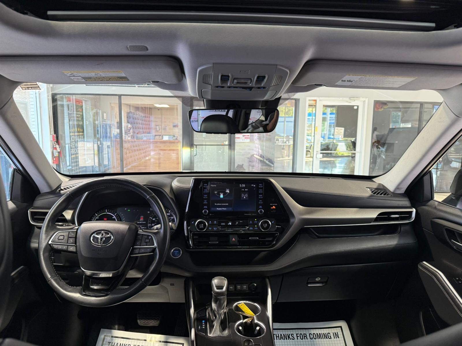 2021 Toyota Highlander Hybrid XLE photo 25