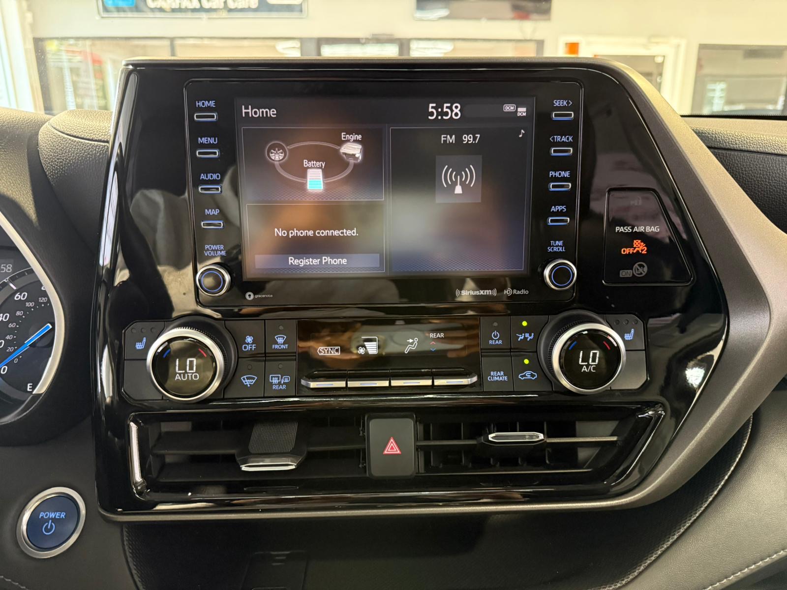 2021 Toyota Highlander Hybrid XLE photo 27