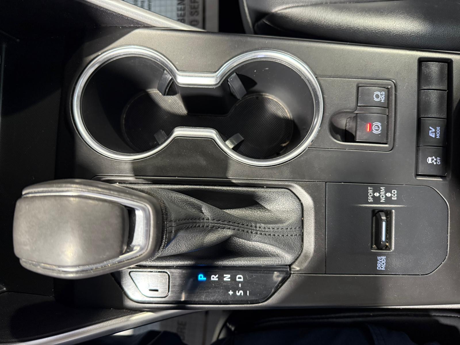2021 Toyota Highlander Hybrid XLE photo 30