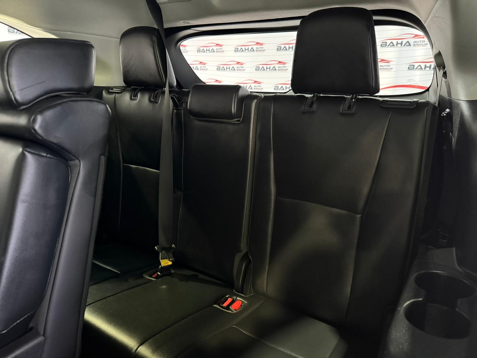 2021 Toyota Highlander Hybrid XLE photo 37