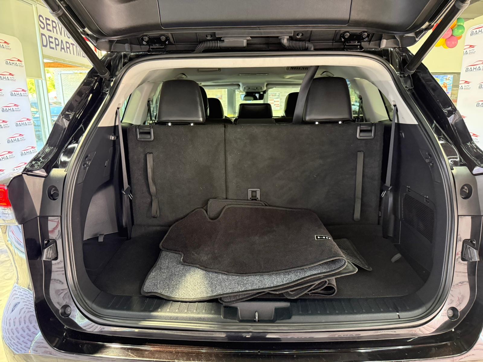 2021 Toyota Highlander Hybrid XLE photo 39