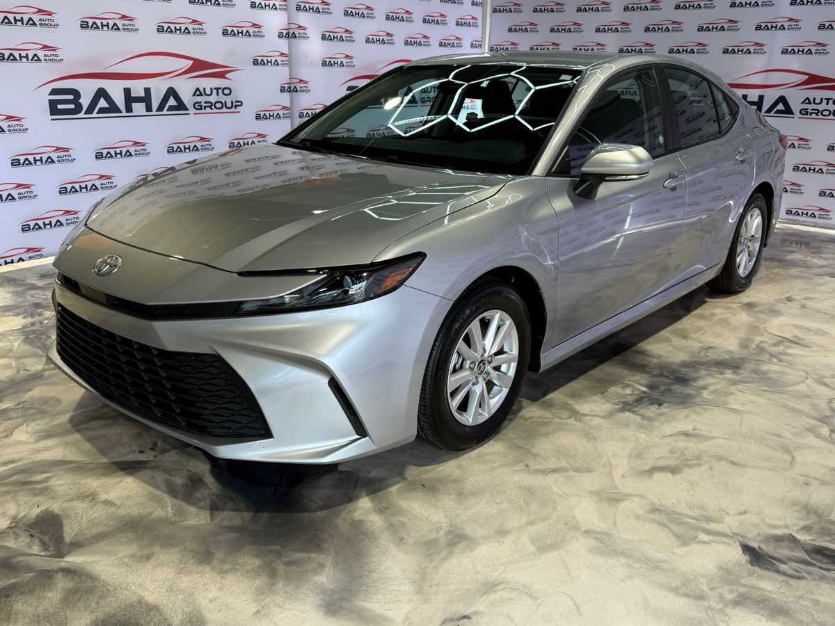2025 Toyota Camry LE photo 2