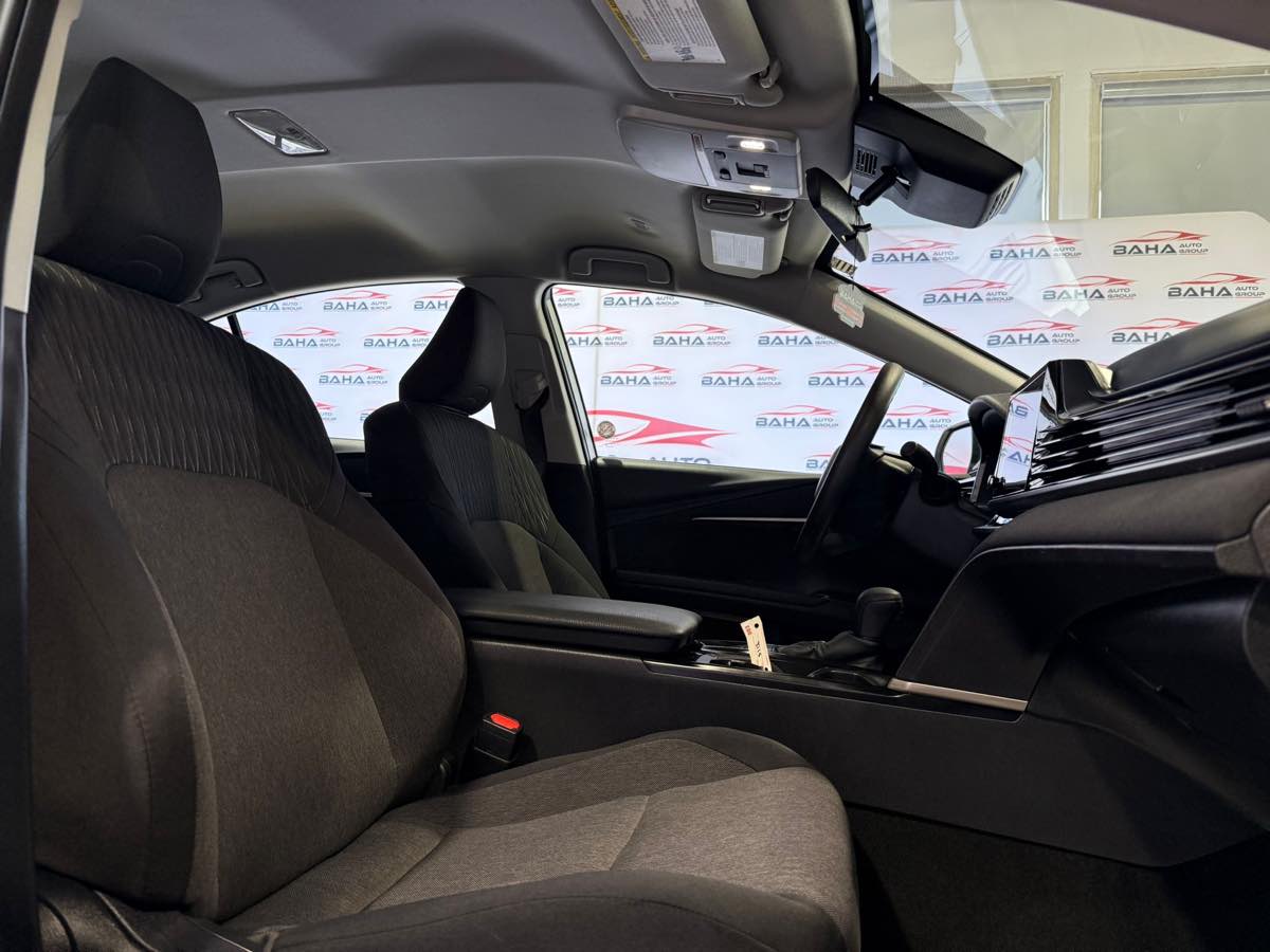 2025 Toyota Camry LE photo 20