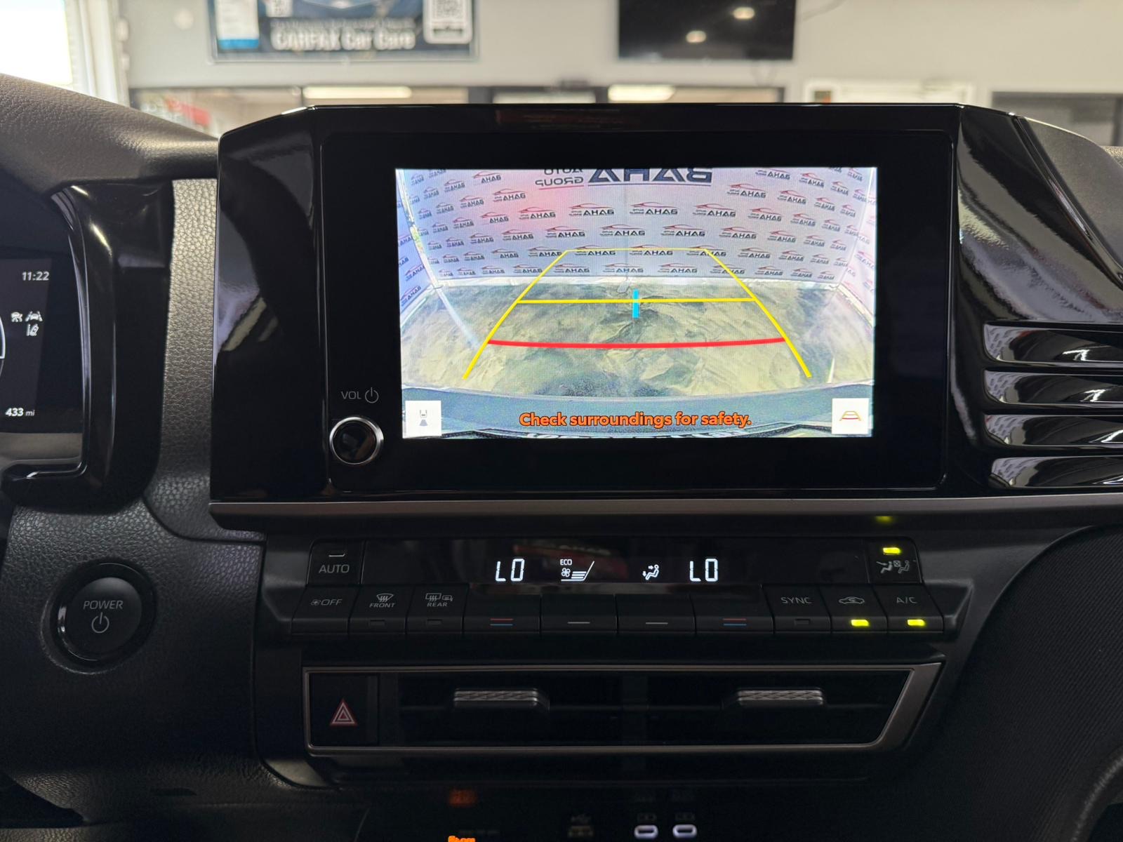 2025 Toyota Camry LE photo 22