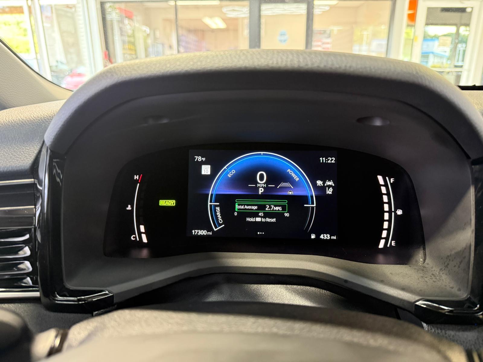 2025 Toyota Camry LE photo 12