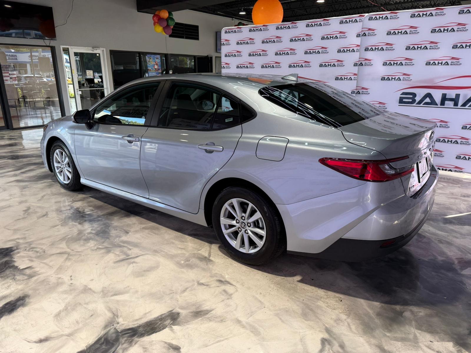2025 Toyota Camry LE photo 6