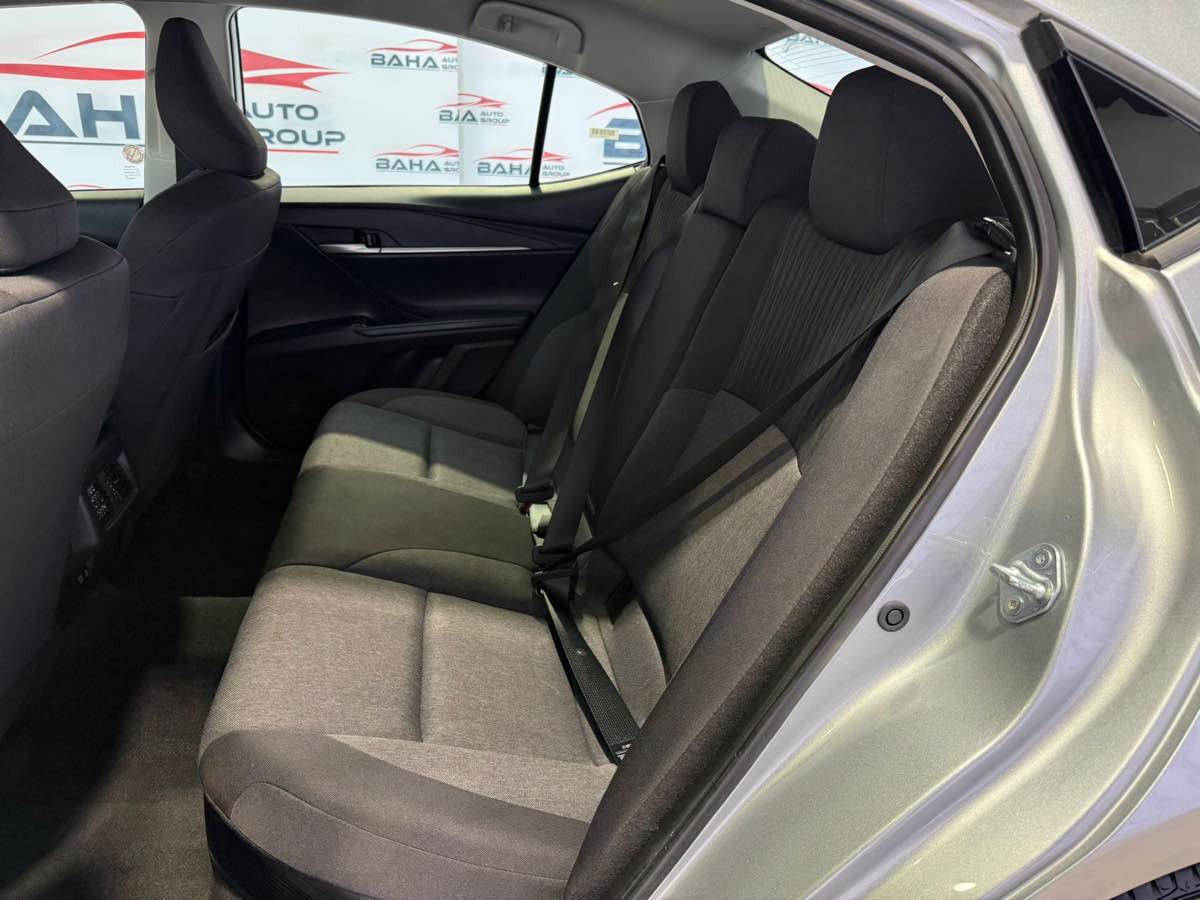 2025 Toyota Camry LE photo 41