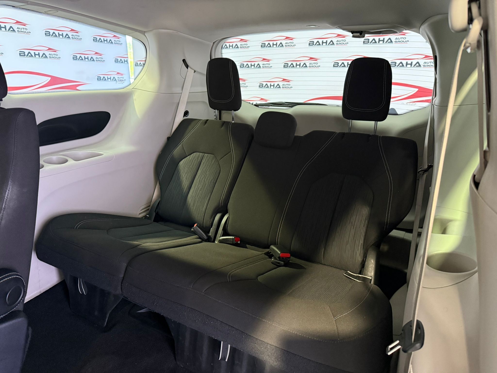 2022 Chrysler Voyager LX photo 36