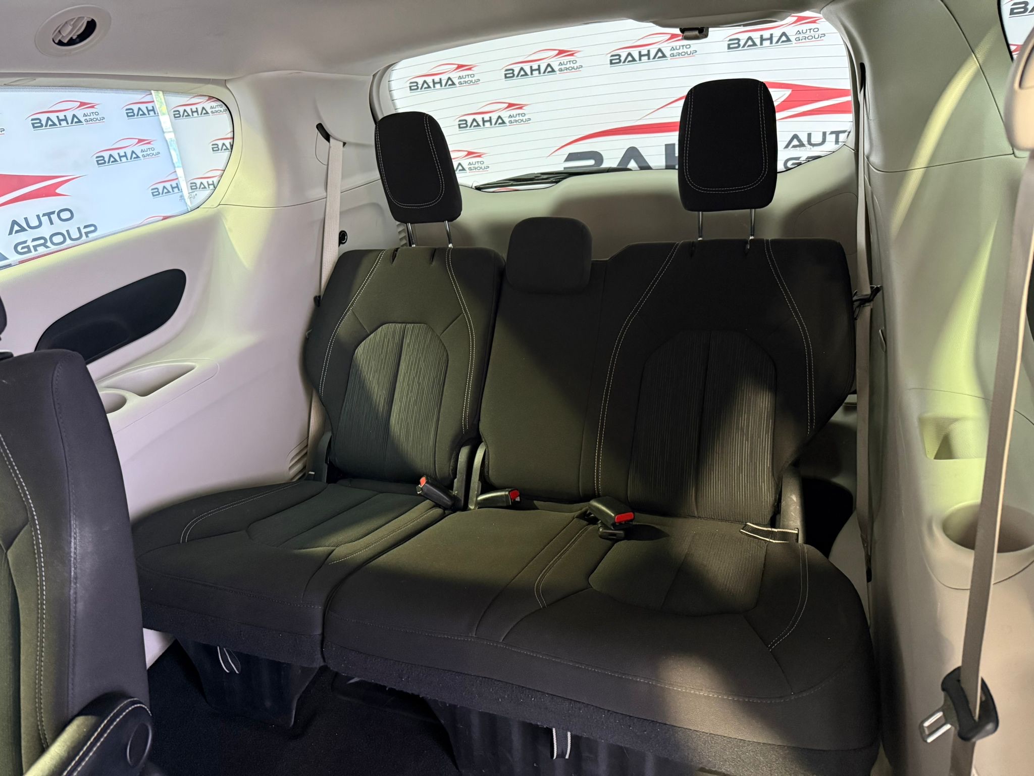 2022 Chrysler Voyager LX photo 37
