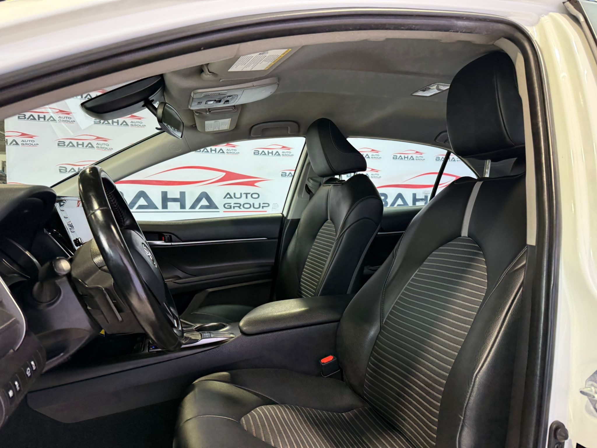 2022 Toyota Camry SE photo 16