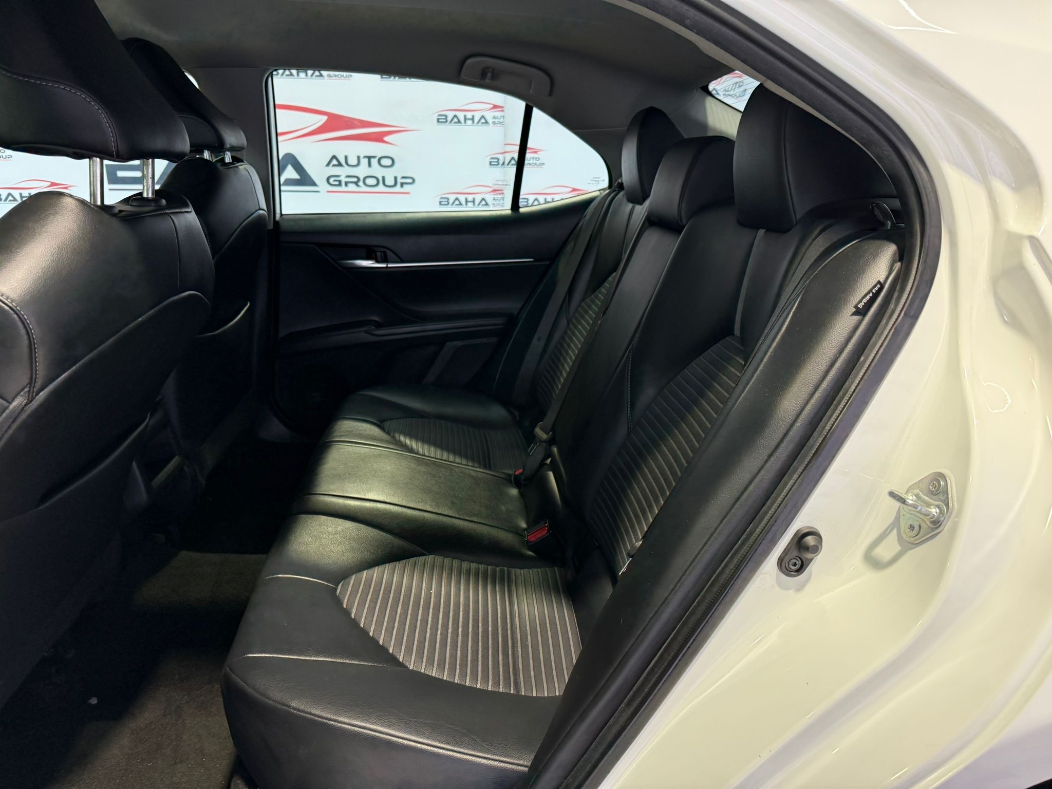 2022 Toyota Camry SE photo 24