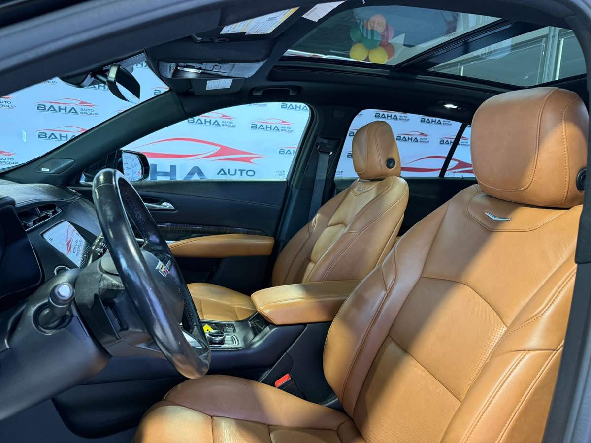 2021 Cadillac XT4 Premium Luxury photo 9