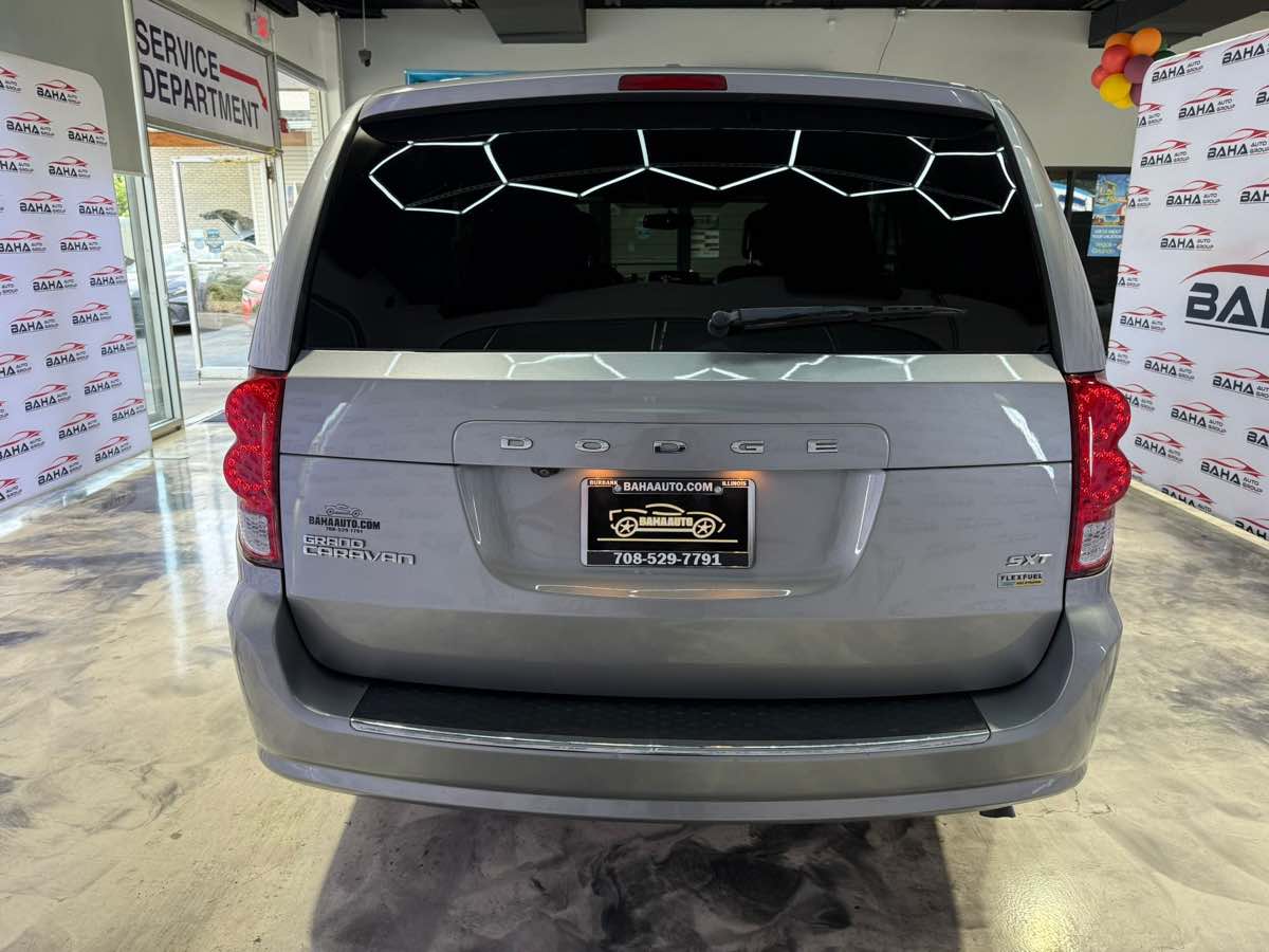 2017 Dodge Grand Caravan SXT photo 8
