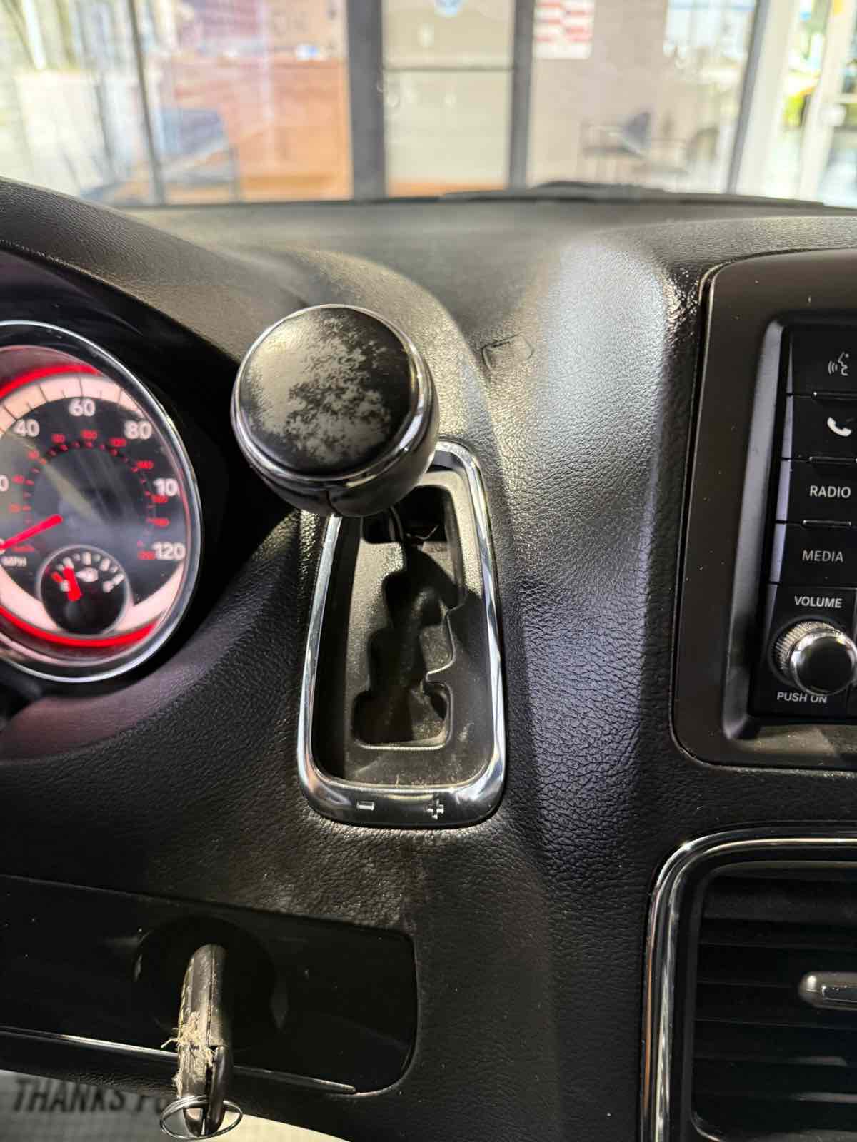 2017 Dodge Grand Caravan SXT photo 35