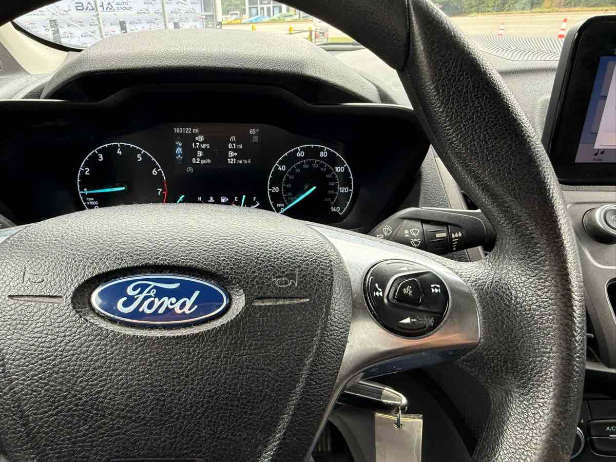 2019 Ford Transit Van XL photo 21