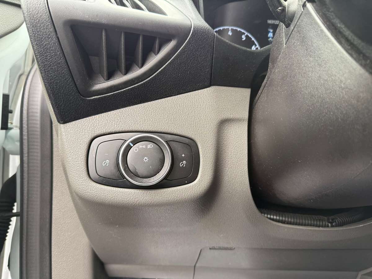 2019 Ford Transit Van XL photo 16