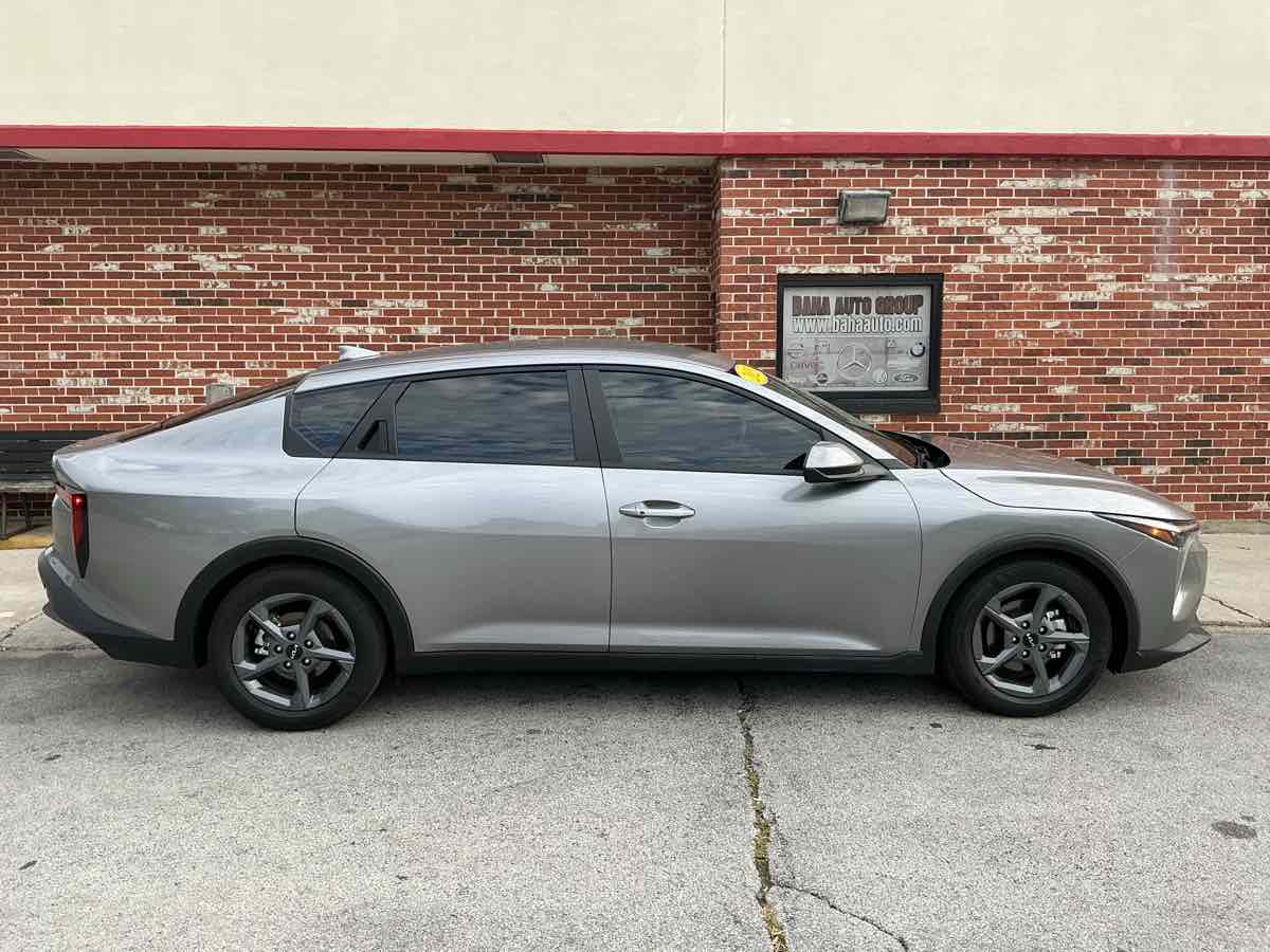 2025 Kia K4 LXS photo 3
