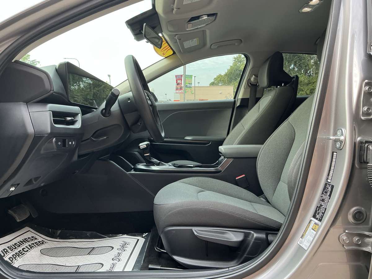 2025 Kia K4 LXS photo 14